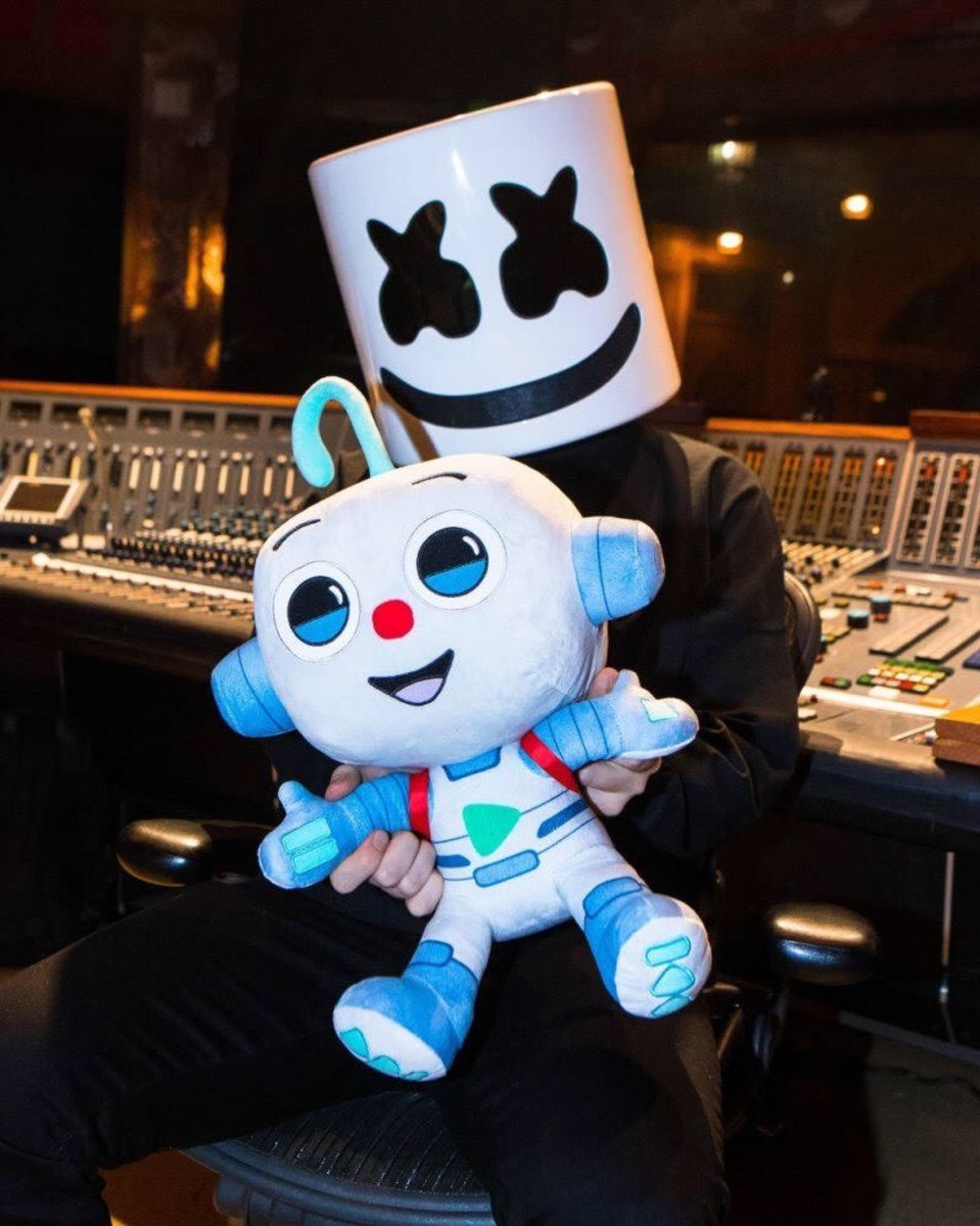 Marshmello Partners With WonderLAnd for “Mellodees” Holiday Drive-Thru Experience